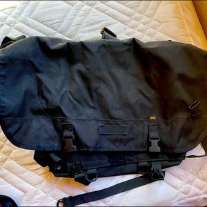 PAC Designs Messenger Bag